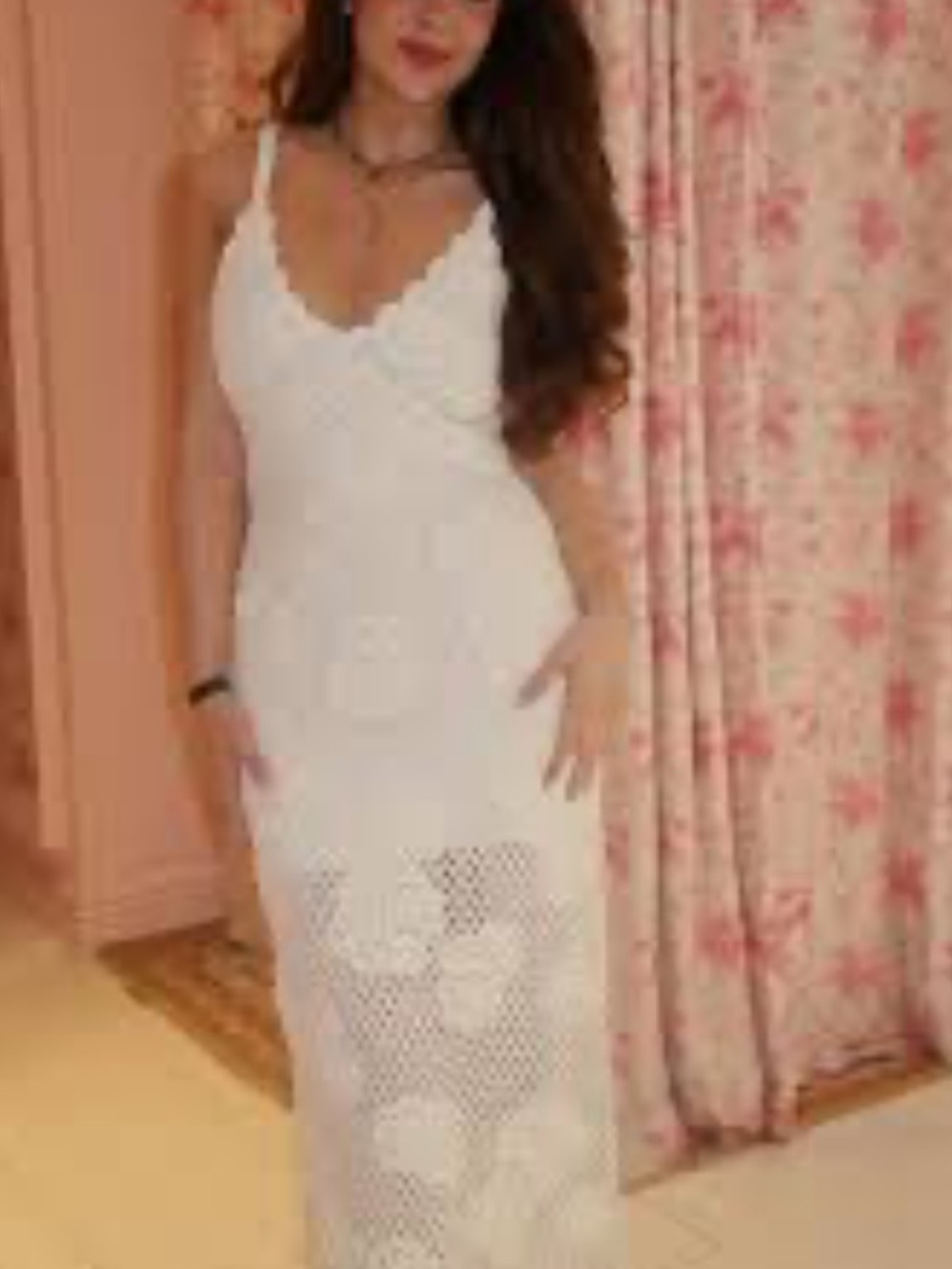NWT Gianni Bini White Crochet Maxi Dress with flower appliqué size medium - Picture 4 of 12